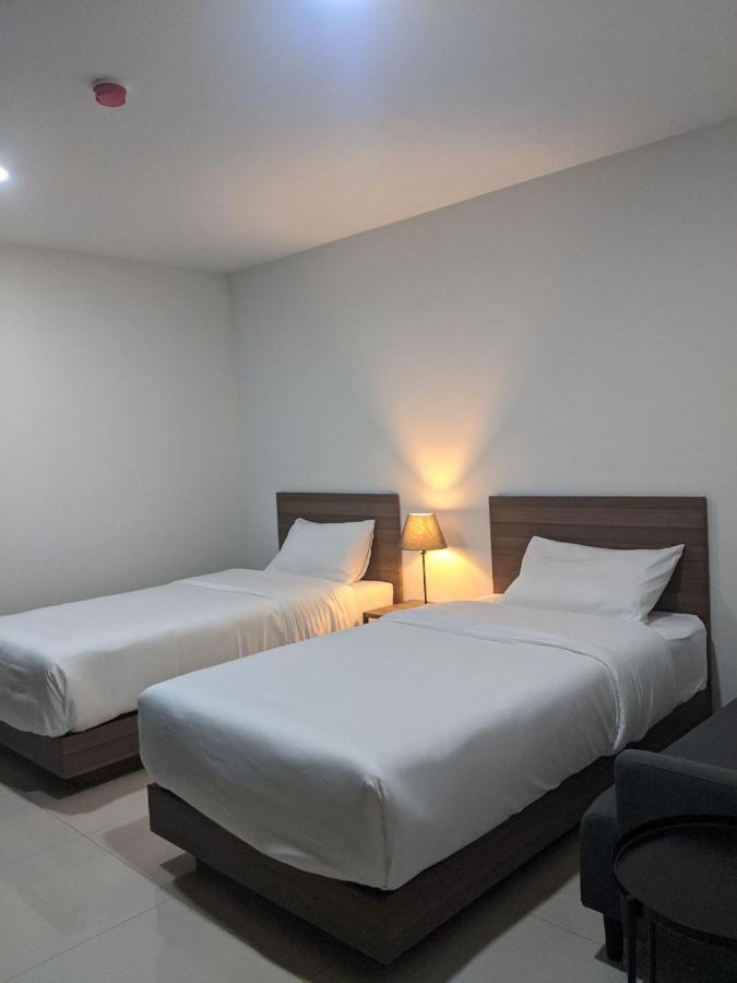Tassana Place Chonburi Bagian luar foto