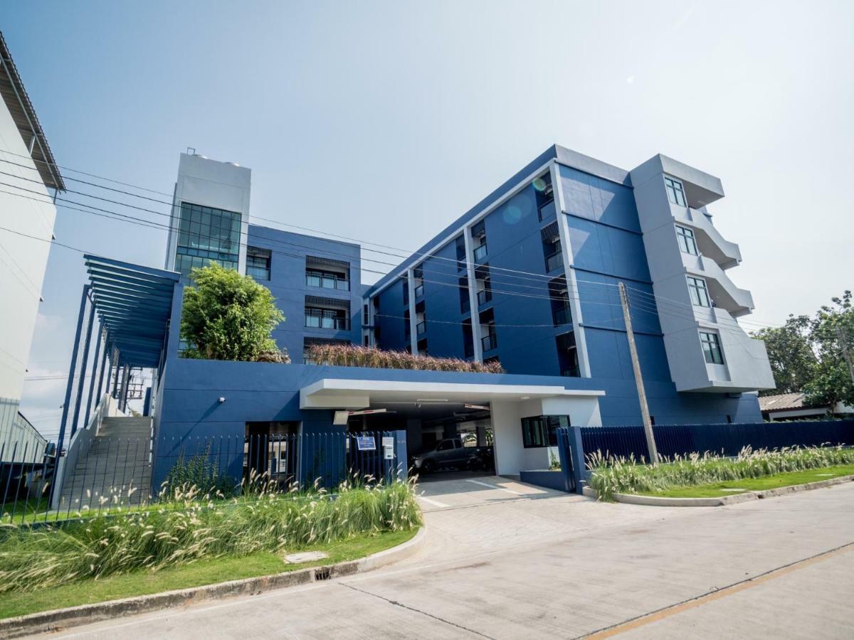 Tassana Place Chonburi Bagian luar foto