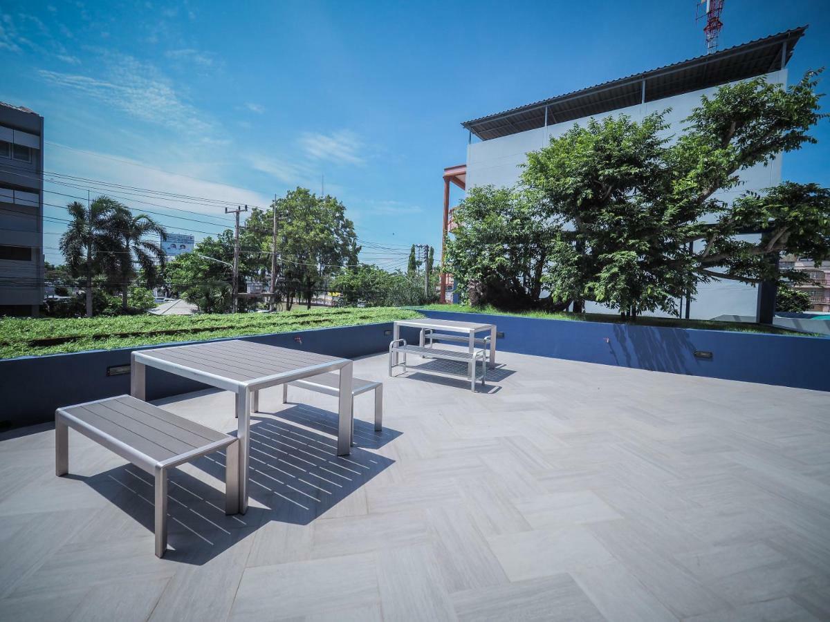 Tassana Place Chonburi Bagian luar foto