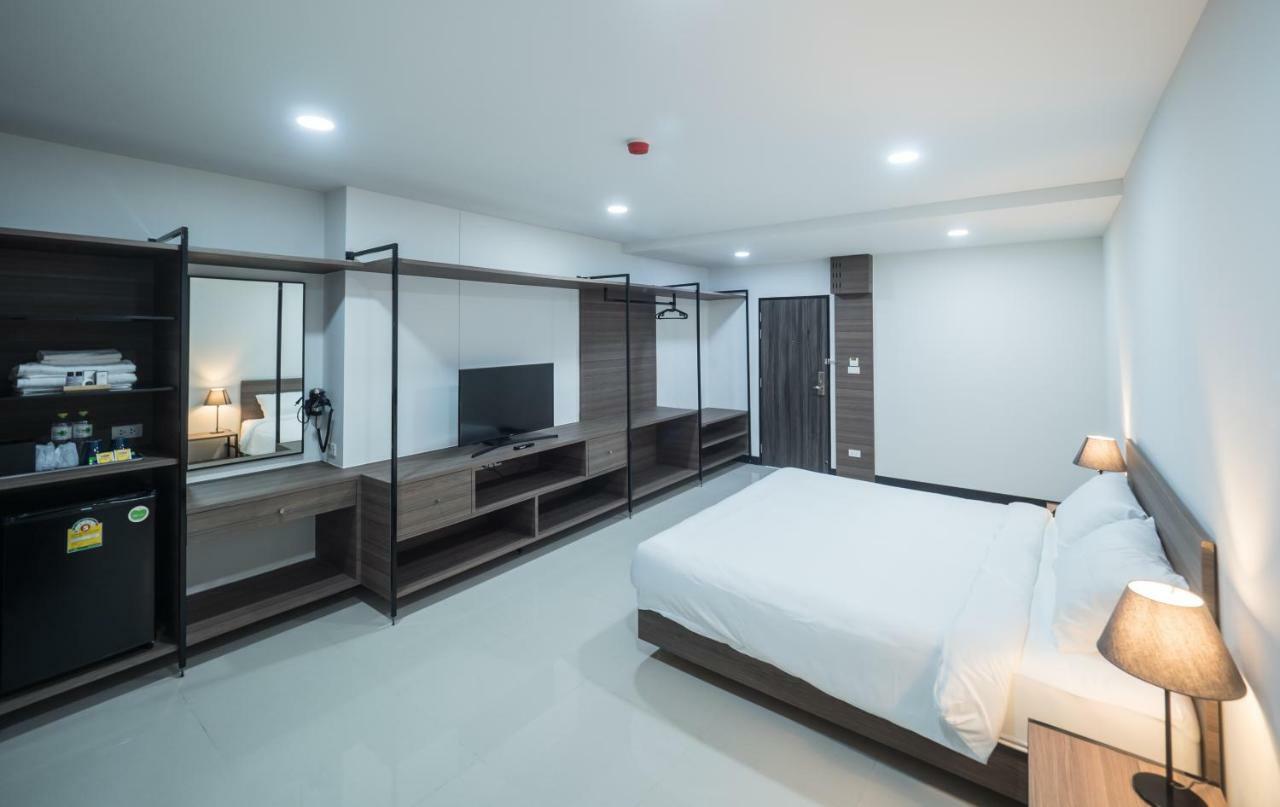 Tassana Place Chonburi Bagian luar foto